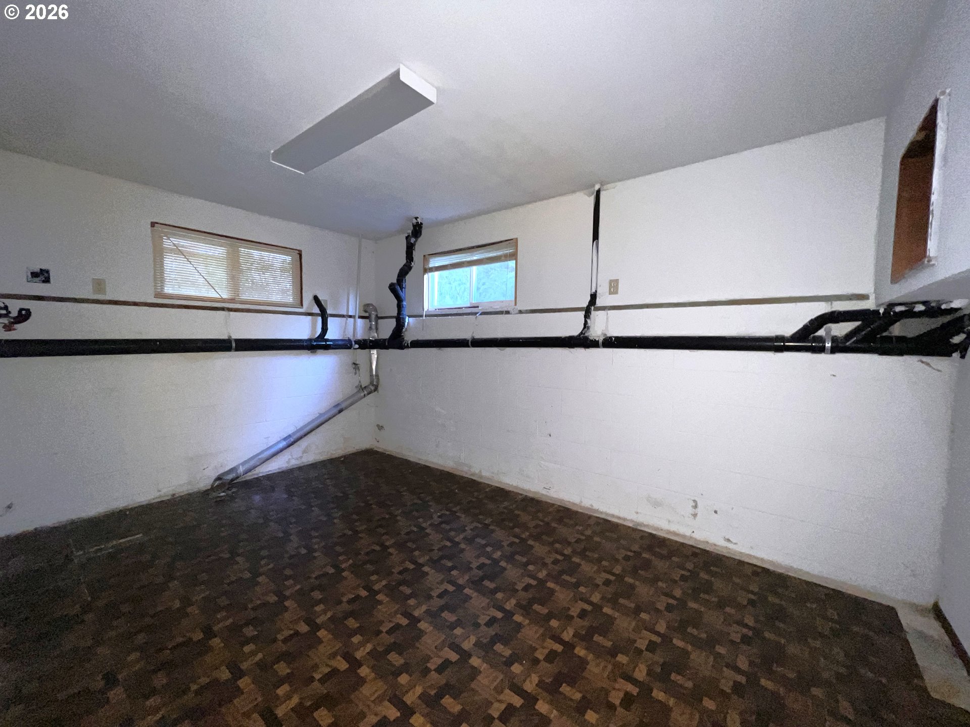 321 Jd Lane Reedsport, OR 97467 - Photo 24 of 26 Laundry