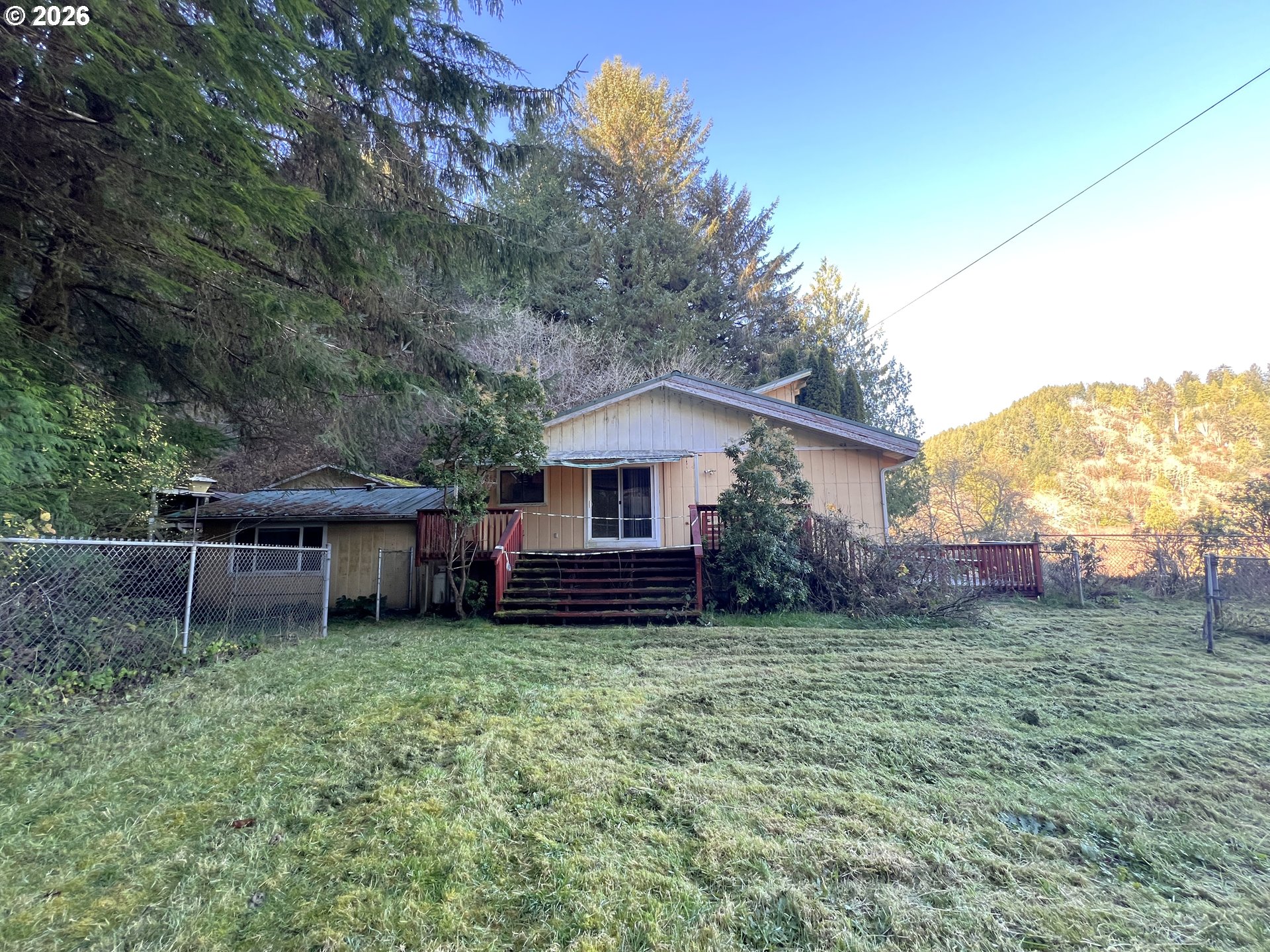 321 Jd Lane Reedsport, OR 97467 - Photo 9 of 26 Yard