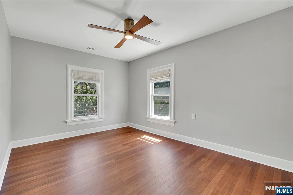 25 Riverview Avenue Rutherford, NJ 07070 - Photo 33 of 50