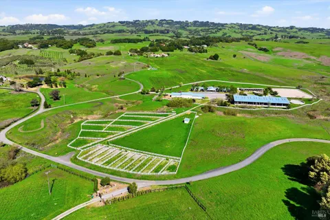 $9,695,000 | 2420 Mountain Ranch Road, Petaluma, CA 94954
