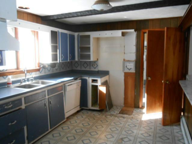 150 Old Alfred Road East Waterboro, ME 04030 - Photo 2 of 19 Kitchen.