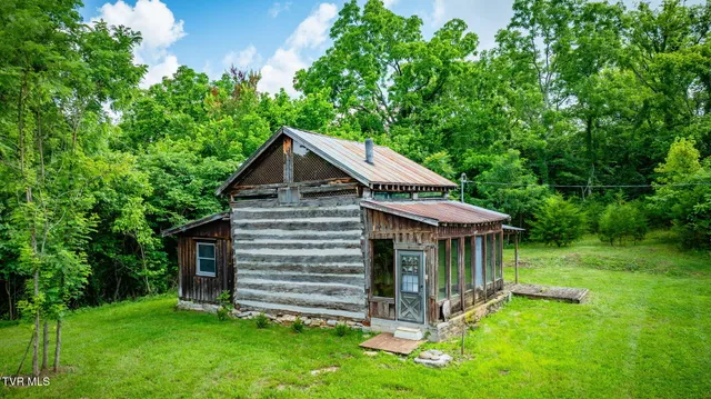 $69,900 | 284 Buzzard Roost Road, Bulls Gap, TN 37711