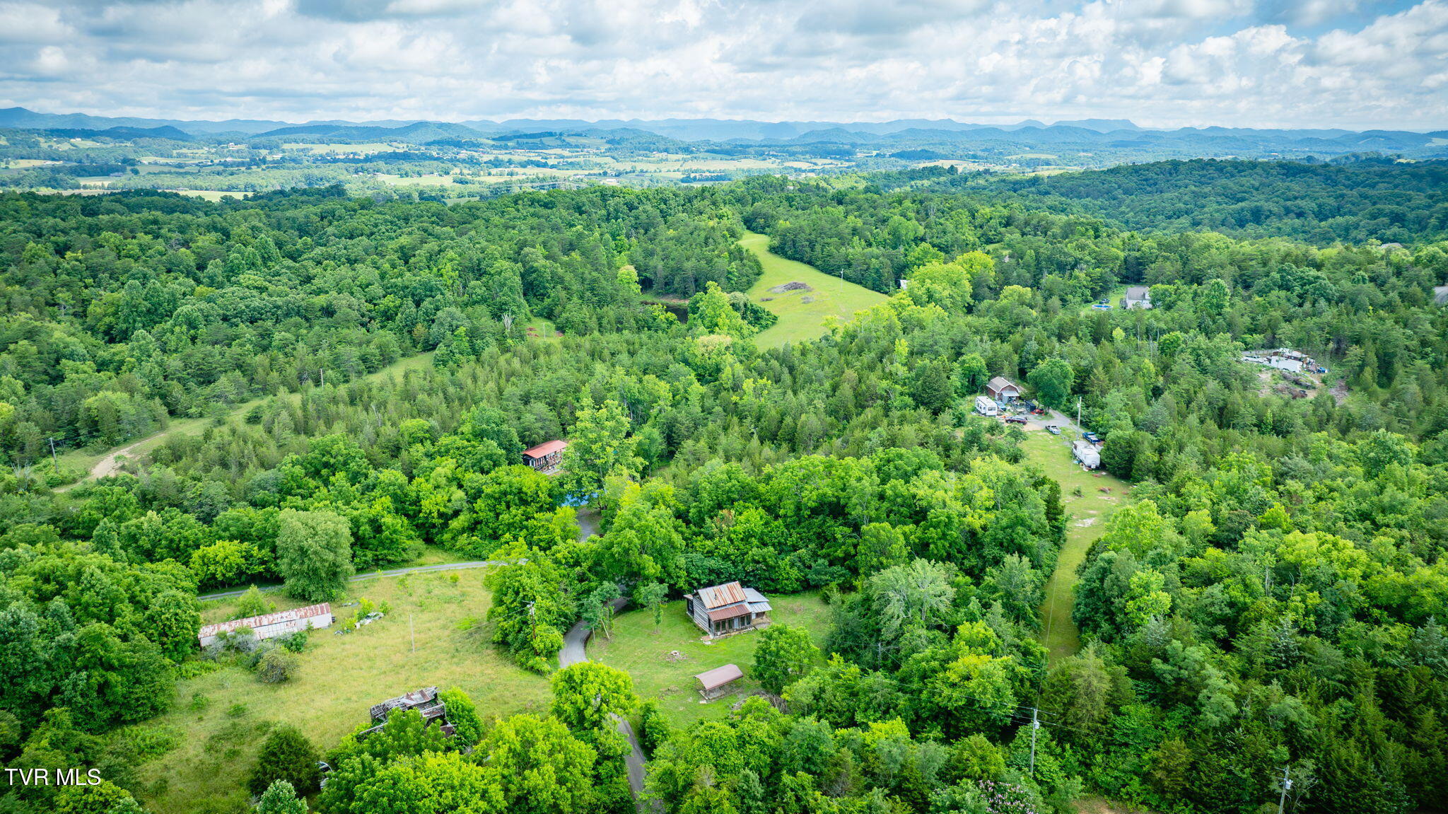 284 Buzzard Roost Road Bulls Gap, TN 37711 - Photo 15 of 17 004