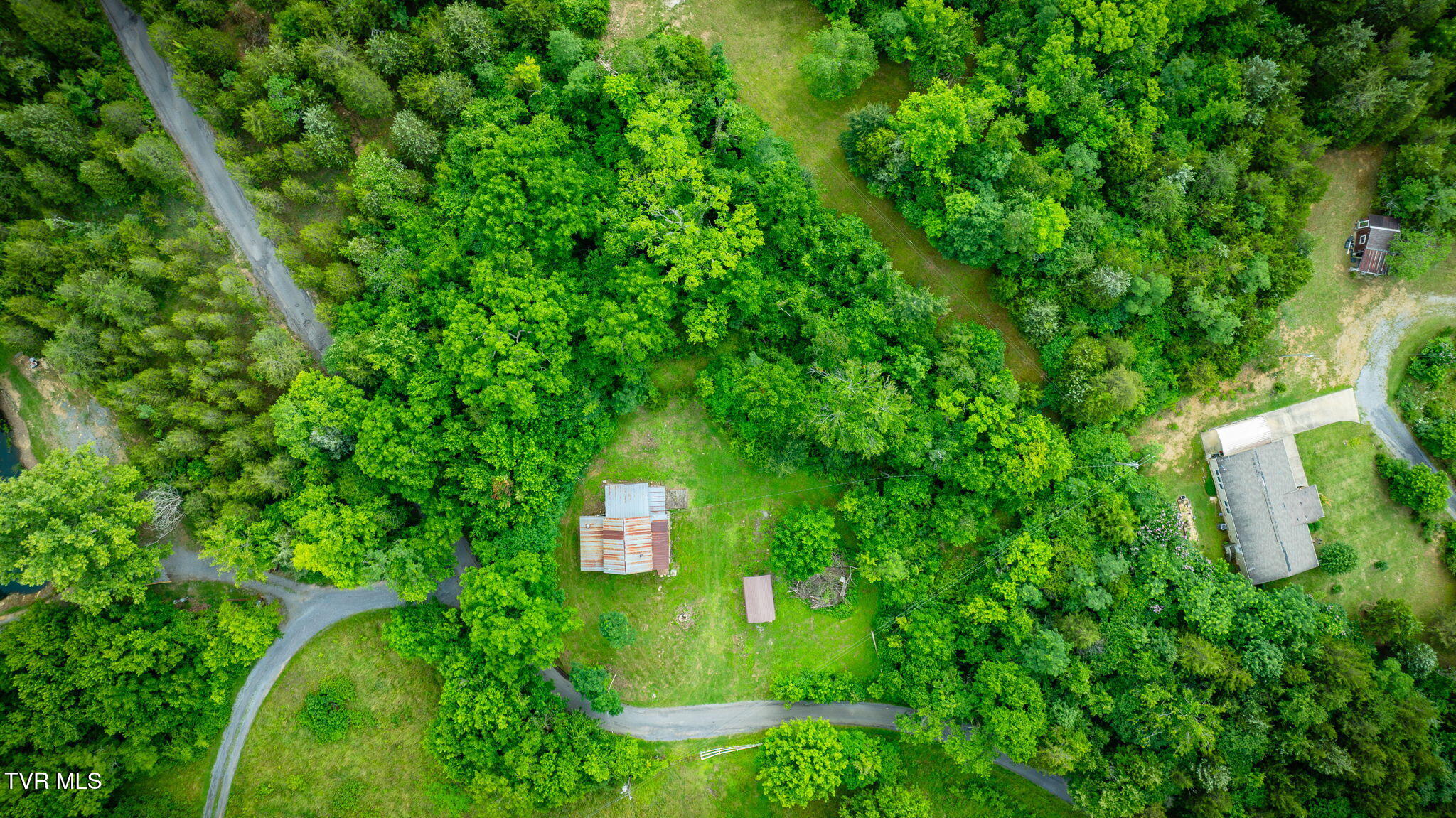 284 Buzzard Roost Road Bulls Gap, TN 37711 - Photo 17 of 17 006