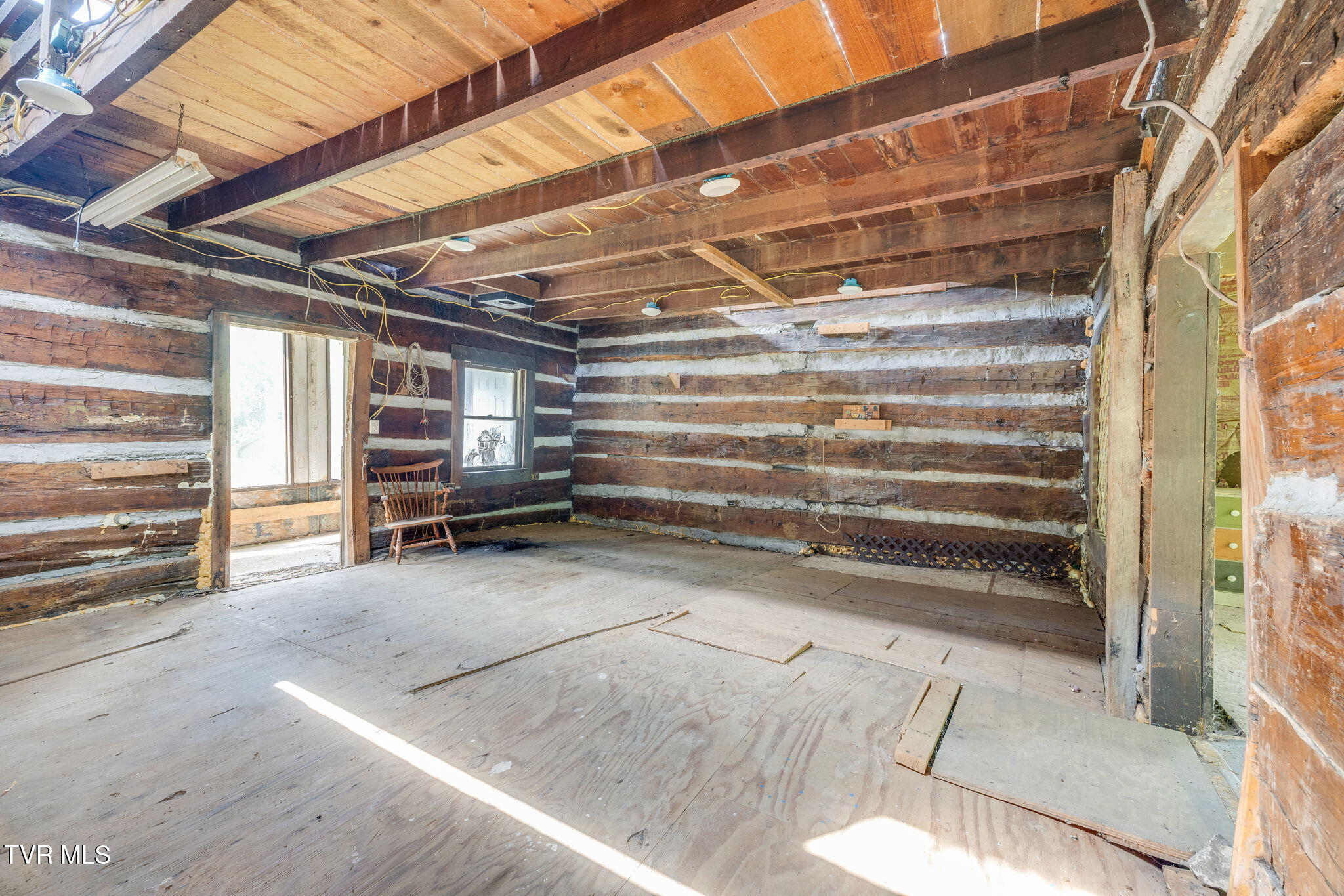 284 Buzzard Roost Road Bulls Gap, TN 37711 - Photo 6 of 17 103