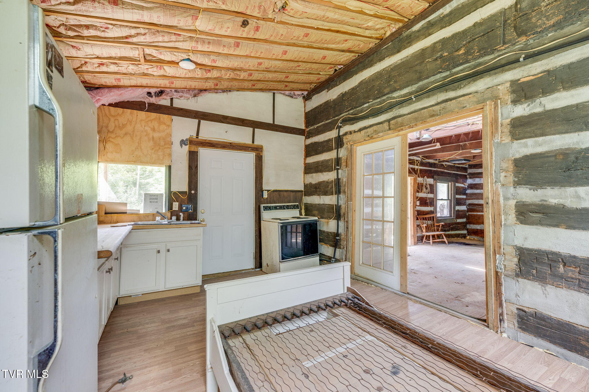 284 Buzzard Roost Road Bulls Gap, TN 37711 - Photo 8 of 17 105