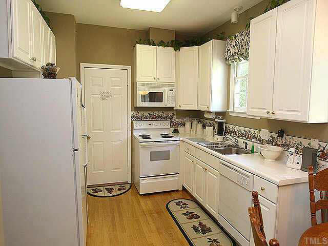 1606 Cheshire Bridge Road Durham, NC 27712 - Photo 3 of 8 Gallery Image 3
