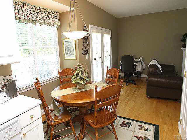 1606 Cheshire Bridge Road Durham, NC 27712 - Photo 4 of 8 Gallery Image 4