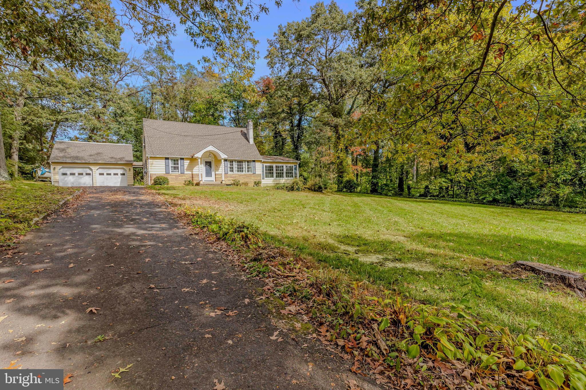 333 Ellisdale Road Chesterfield, NJ 08515 - Photo 3 of 56