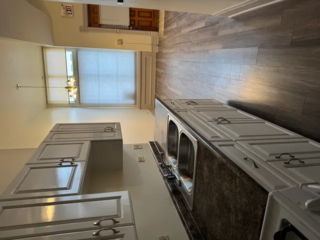 $1,500 | 204 East Washington Street, Unit 204, Joliet, IL 60433