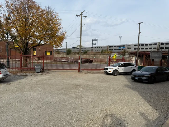 $1,500 | 204 East Washington Street, Unit 204, Joliet, IL 60433