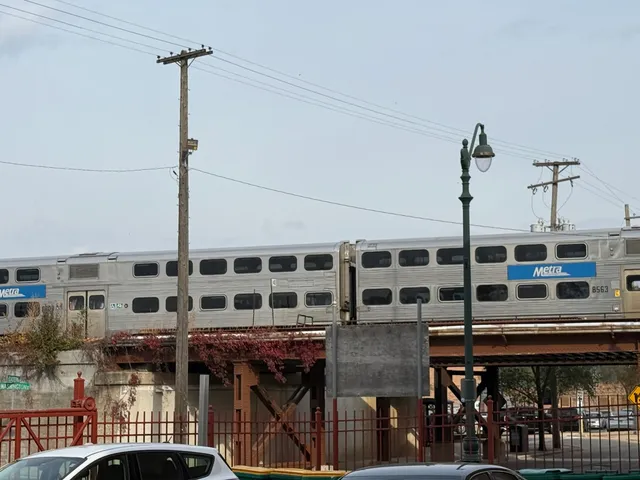 $1,500 | 204 East Washington Street, Unit 204, Joliet, IL 60433