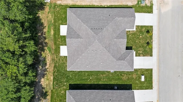 $299,000 | 9308 North Lenox Place, Kansas City, MO 64154