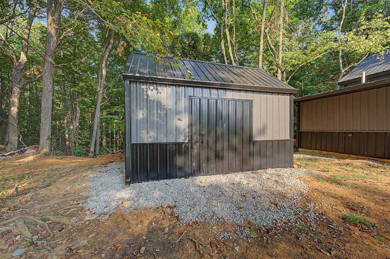575 Larry Hope Road Summer Shade, KY 42166 - Photo 6 of 29 Gallery Image 6