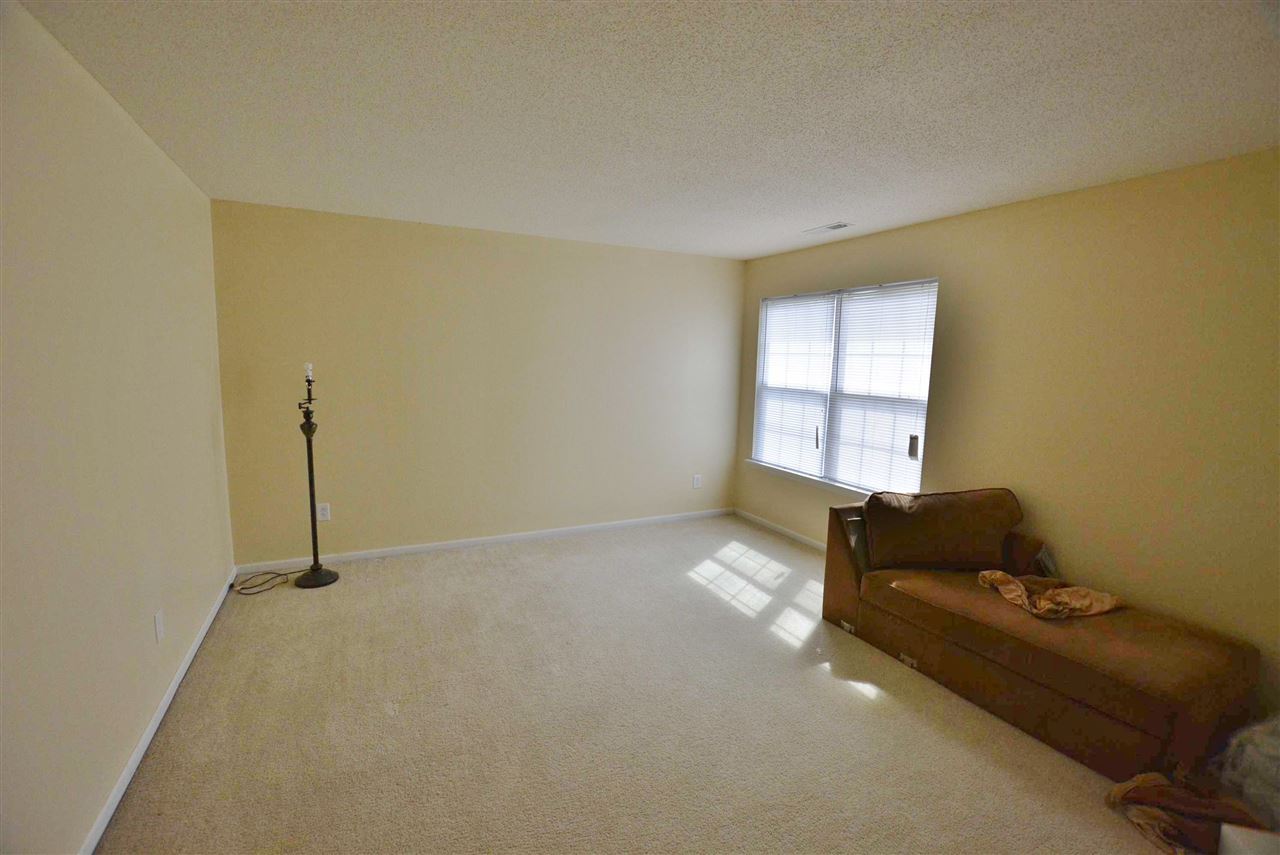 1037 Springwater Road Kokomo, IN 46902 - Photo 4 of 9