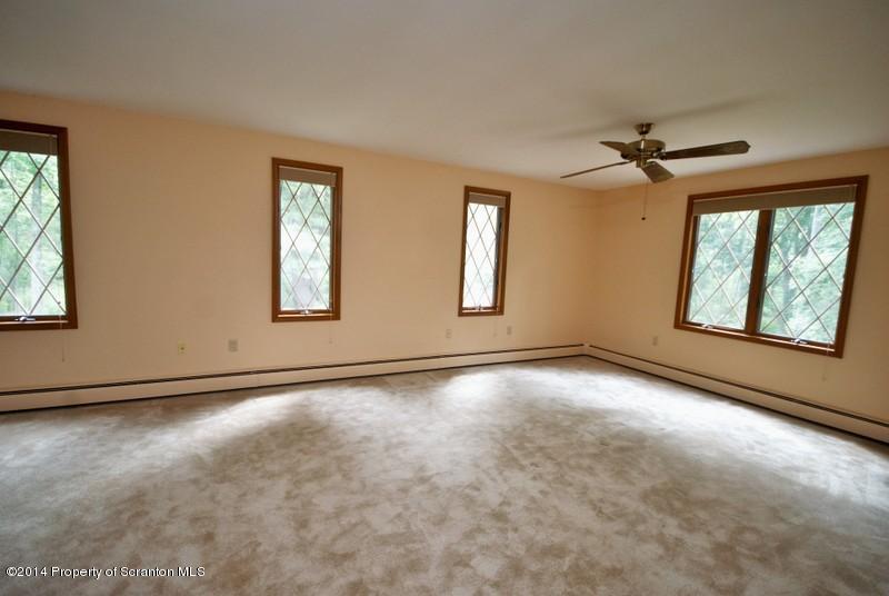 1558 Summit Lake Road Clarks Summit, PA 18411 - Photo 19 of 46 Gallery Image 19