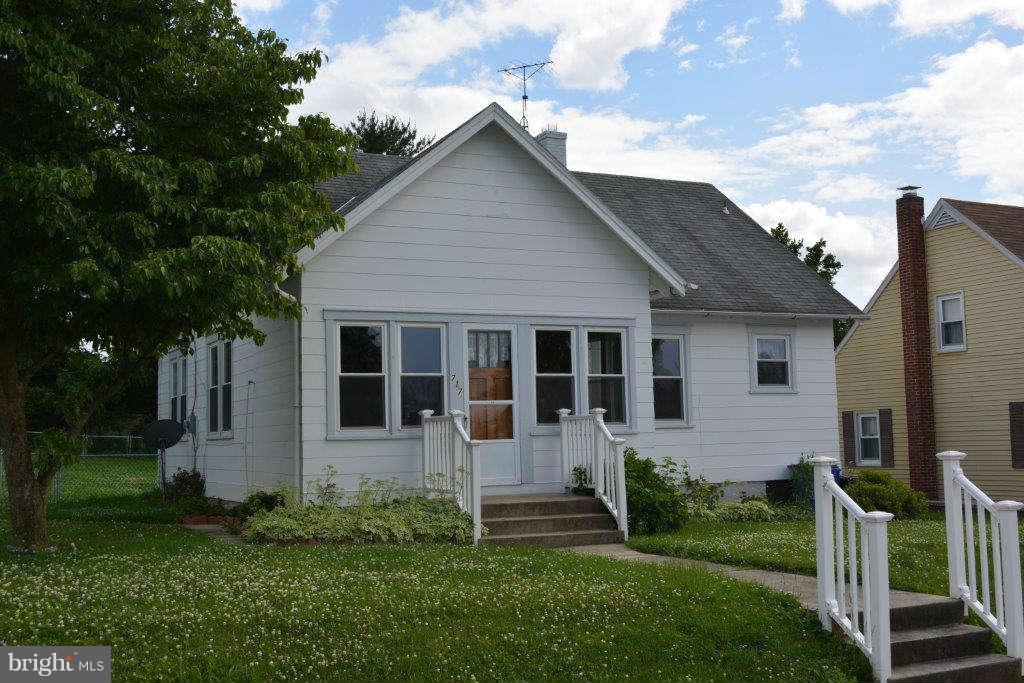 717 Interval Road Hagerstown, MD 21740 - Photo 1 of 11 Exterior Front