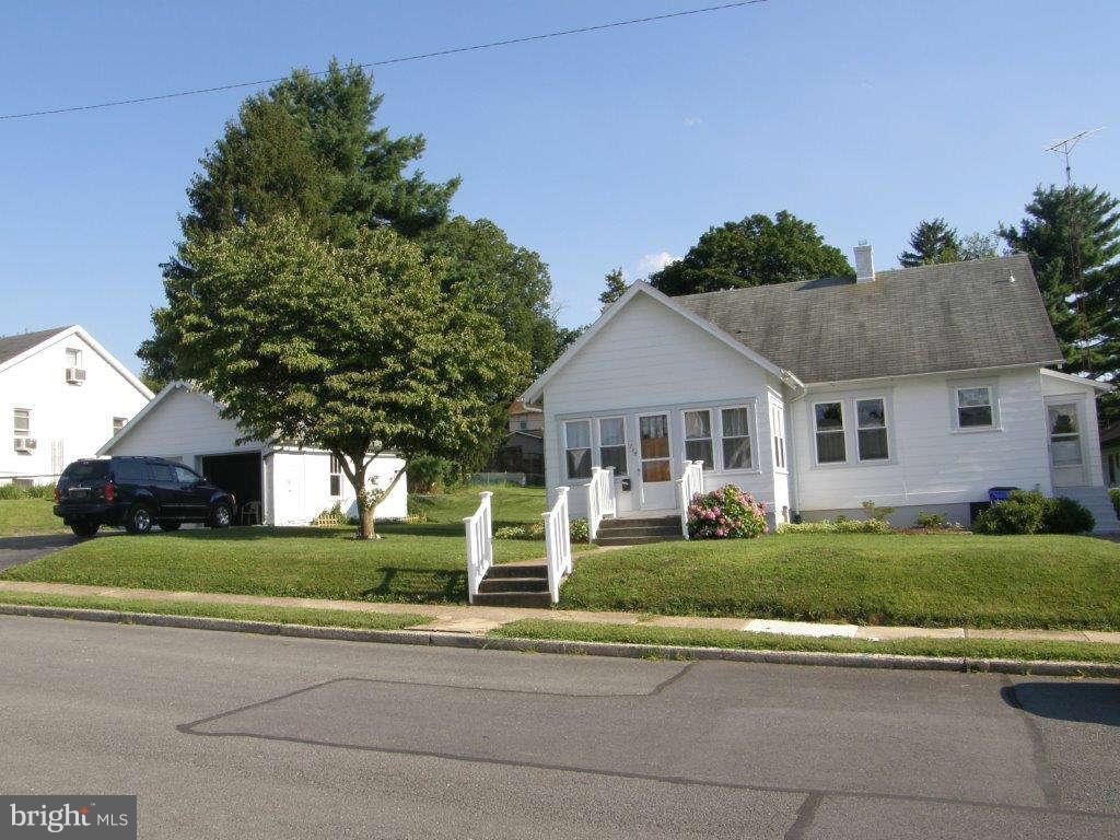 717 Interval Road Hagerstown, MD 21740 - Photo 2 of 11 Exterior Front