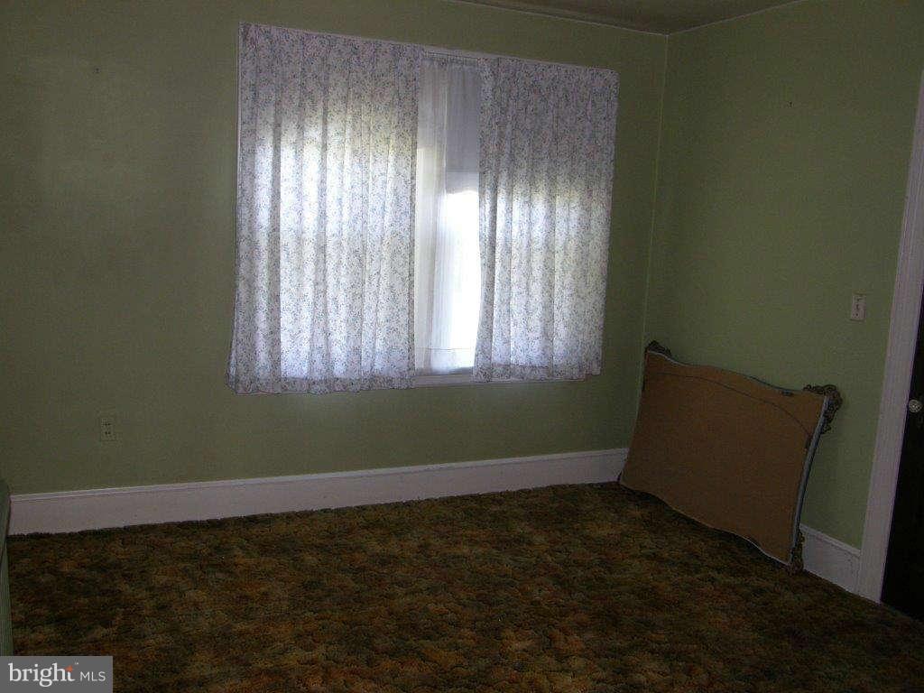 717 Interval Road Hagerstown, MD 21740 - Photo 5 of 11 Bedroom
