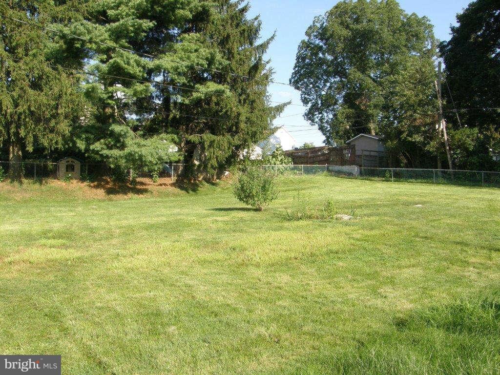 717 Interval Road Hagerstown, MD 21740 - Photo 6 of 11 Exterior Rear