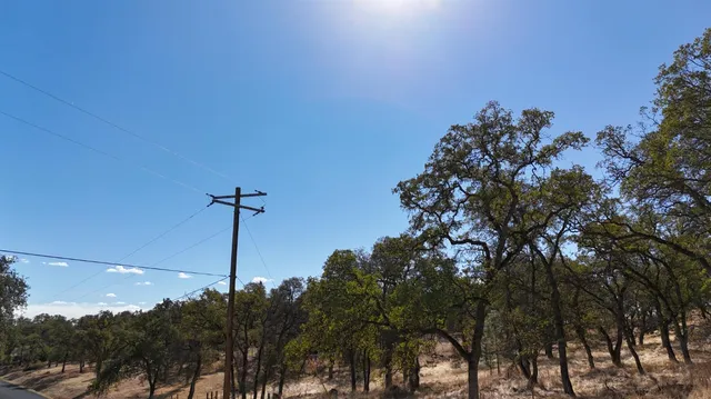 $199,980 | 9816 Deer Hollow Trail, Browns Valley, CA 95918