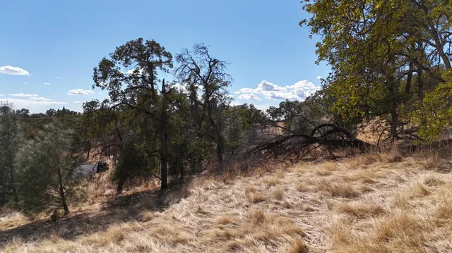 $199,980 | 9816 Deer Hollow Trail, Browns Valley, CA 95918