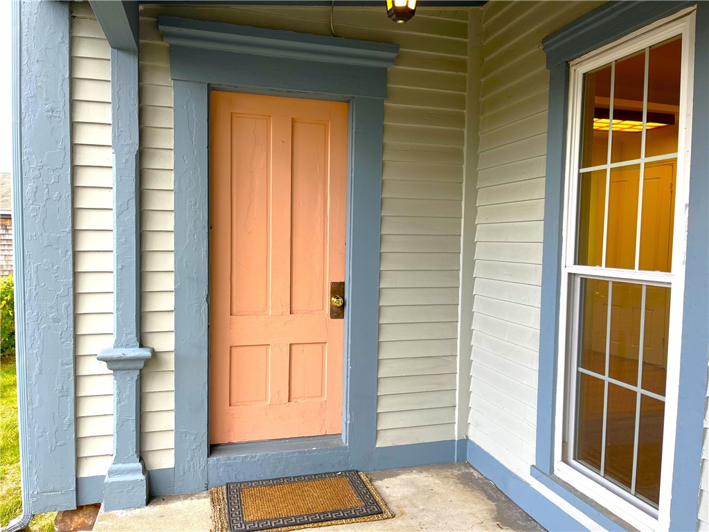 44 Phillips Street, Unit 1L North Kingstown, RI 02852 - Photo 3 of 15