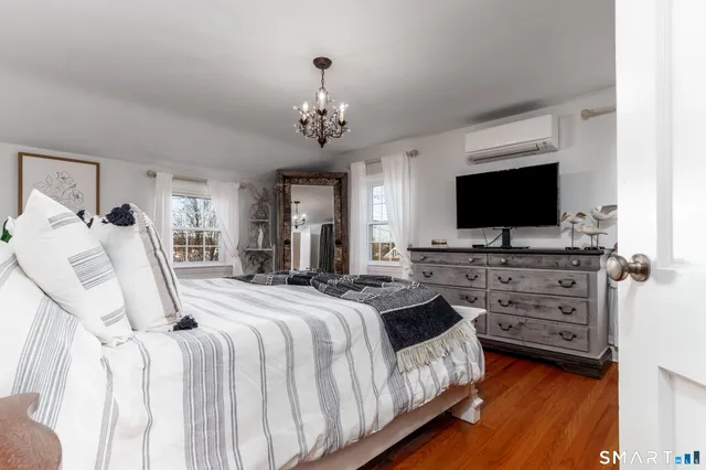 $699,900 | 52 Elder Street, Milford, CT 06460