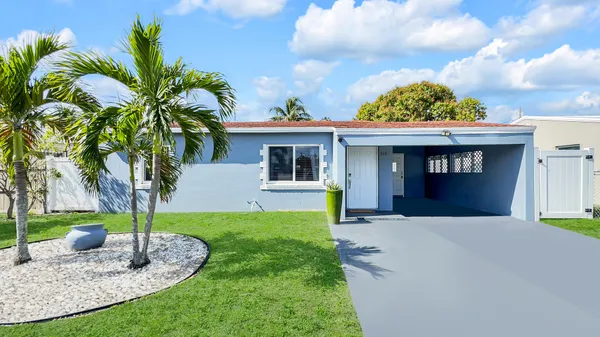 $3,950 | 3331 Lake Avenue, West Palm Beach, FL 33405