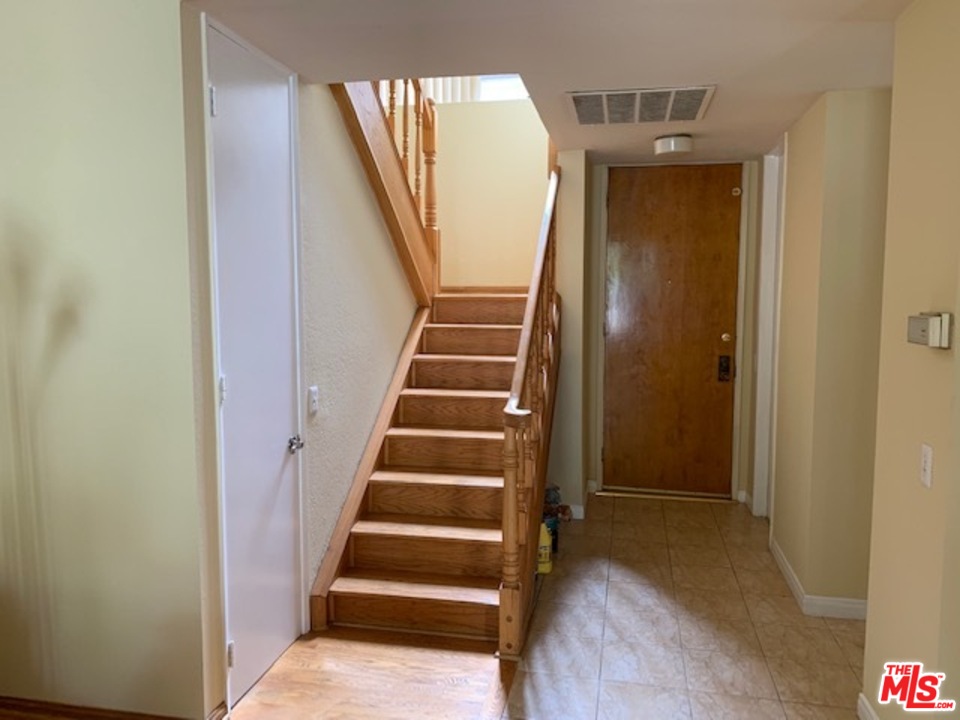 1244 Valley View Road, Unit 129 Glendale, CA 91202 - Photo 7 of 16 Gallery Image 7