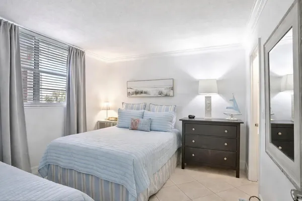 $249,000 | 400 Southeast 10th Street, Unit 202, Deerfield Beach, FL 33441