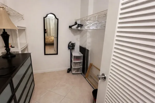 $249,000 | 400 Southeast 10th Street, Unit 202, Deerfield Beach, FL 33441
