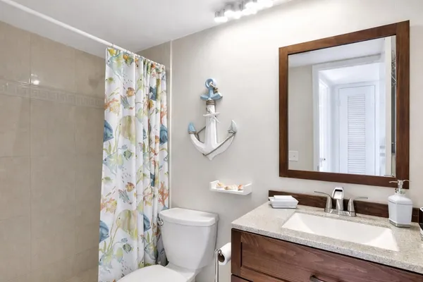$249,000 | 400 Southeast 10th Street, Unit 202, Deerfield Beach, FL 33441