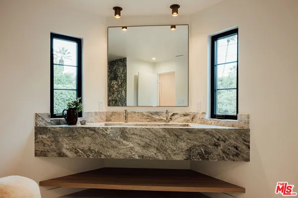 $14,000 | 1560 South Calle Palo Fierro, Palm Springs, CA 92264