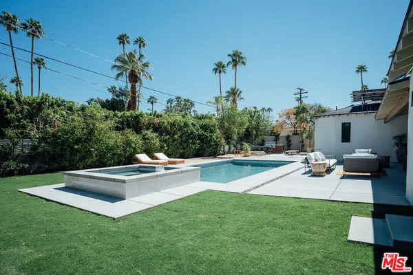 $14,000 | 1560 South Calle Palo Fierro, Palm Springs, CA 92264
