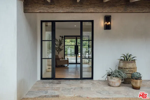 $14,000 | 1560 South Calle Palo Fierro, Palm Springs, CA 92264