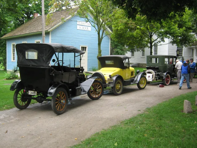 $889,000 | 248 South Center Street, Northville, MI 48167