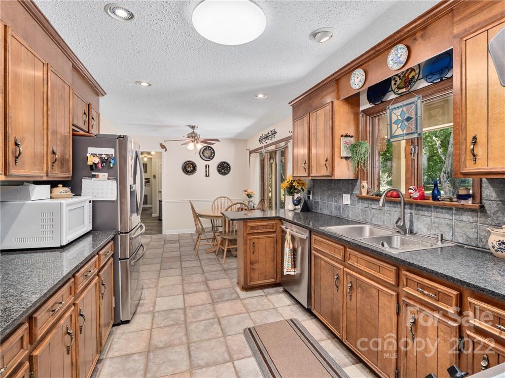 10716 Old Camden Road Midland, NC 28107 - Photo 14 of 44 Gallery Image 14