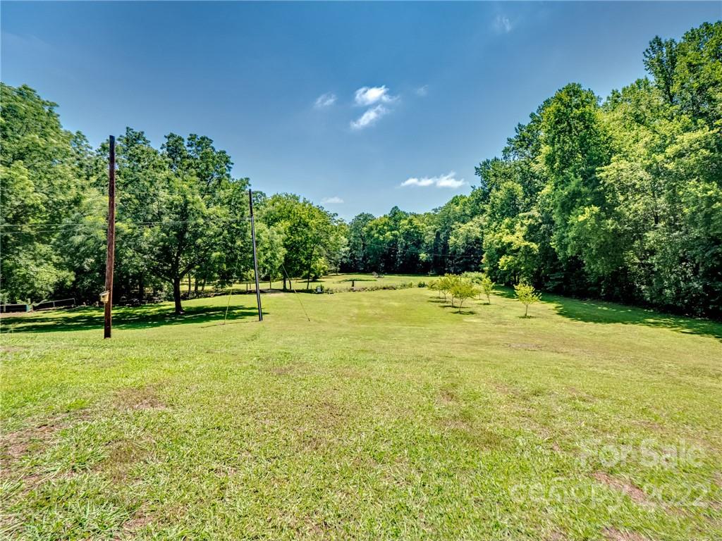 10716 Old Camden Road Midland, NC 28107 - Photo 4 of 44 Gallery Image 4