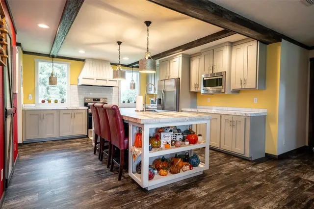 $669,000 | 1590 County Road 2816, Mabank, TX 75147