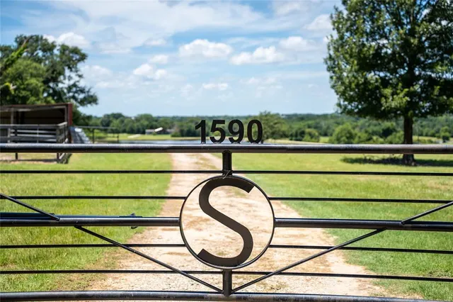 $669,000 | 1590 County Road 2816, Mabank, TX 75147
