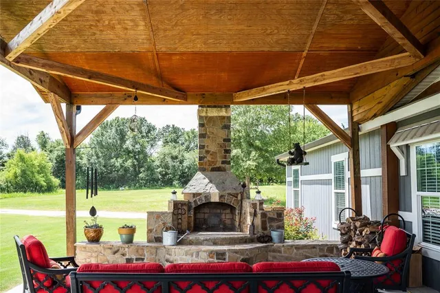 $669,000 | 1590 County Road 2816, Mabank, TX 75147