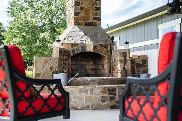 $669,000 | 1590 County Road 2816, Mabank, TX 75147