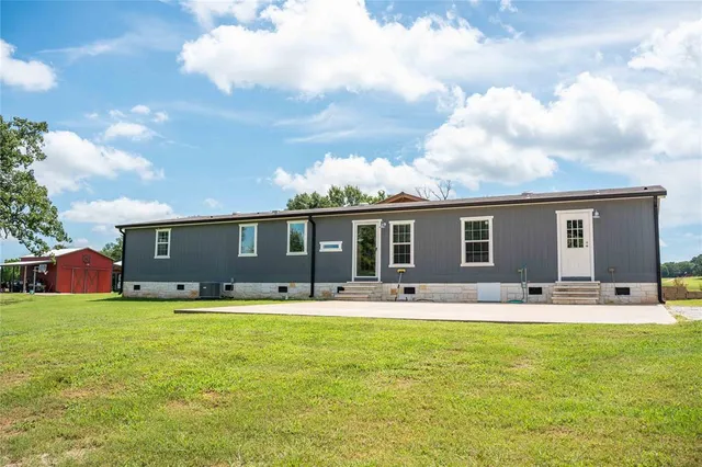 $669,000 | 1590 County Road 2816, Mabank, TX 75147