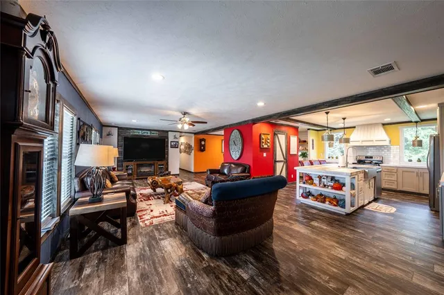 $669,000 | 1590 County Road 2816, Mabank, TX 75147