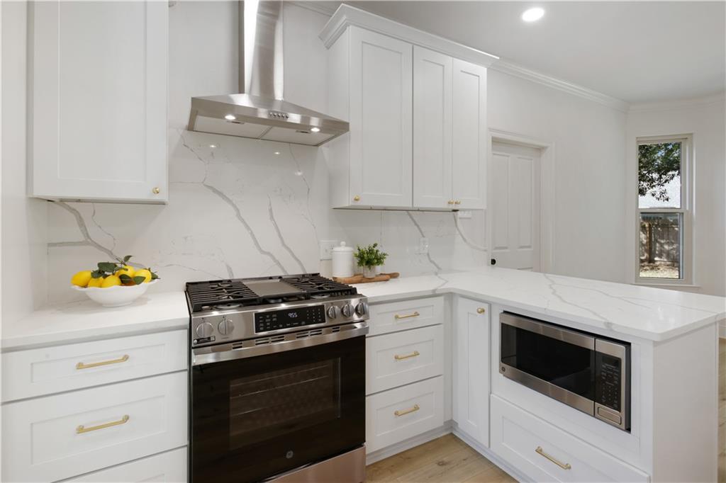773 Rue Calais Mandeville, LA 70471 - Photo 4 of 21 Gallery Image 4