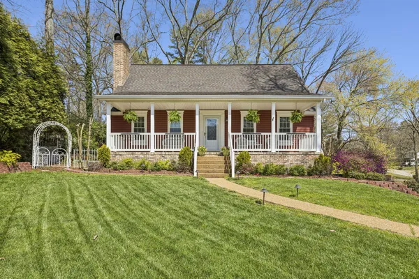 $485,000 | 9306 West Ridge Trail Road, Soddy Daisy, TN 37379