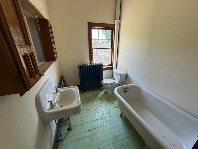 $334,900 | 712 Thomas Street, Stroudsburg, PA 18360