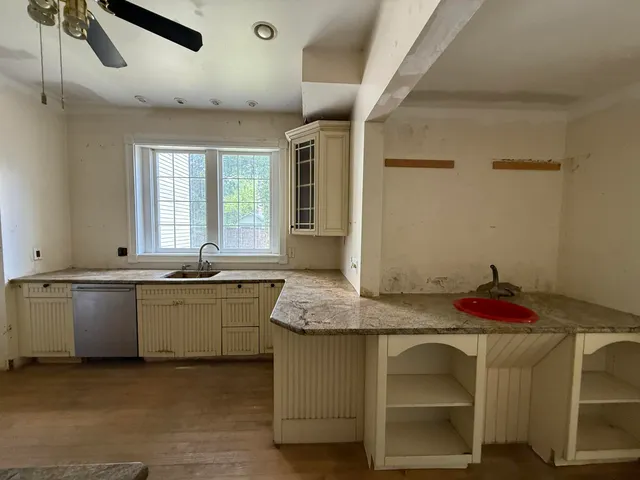 $359,900 | 712 Thomas Street, Stroudsburg, PA 18360