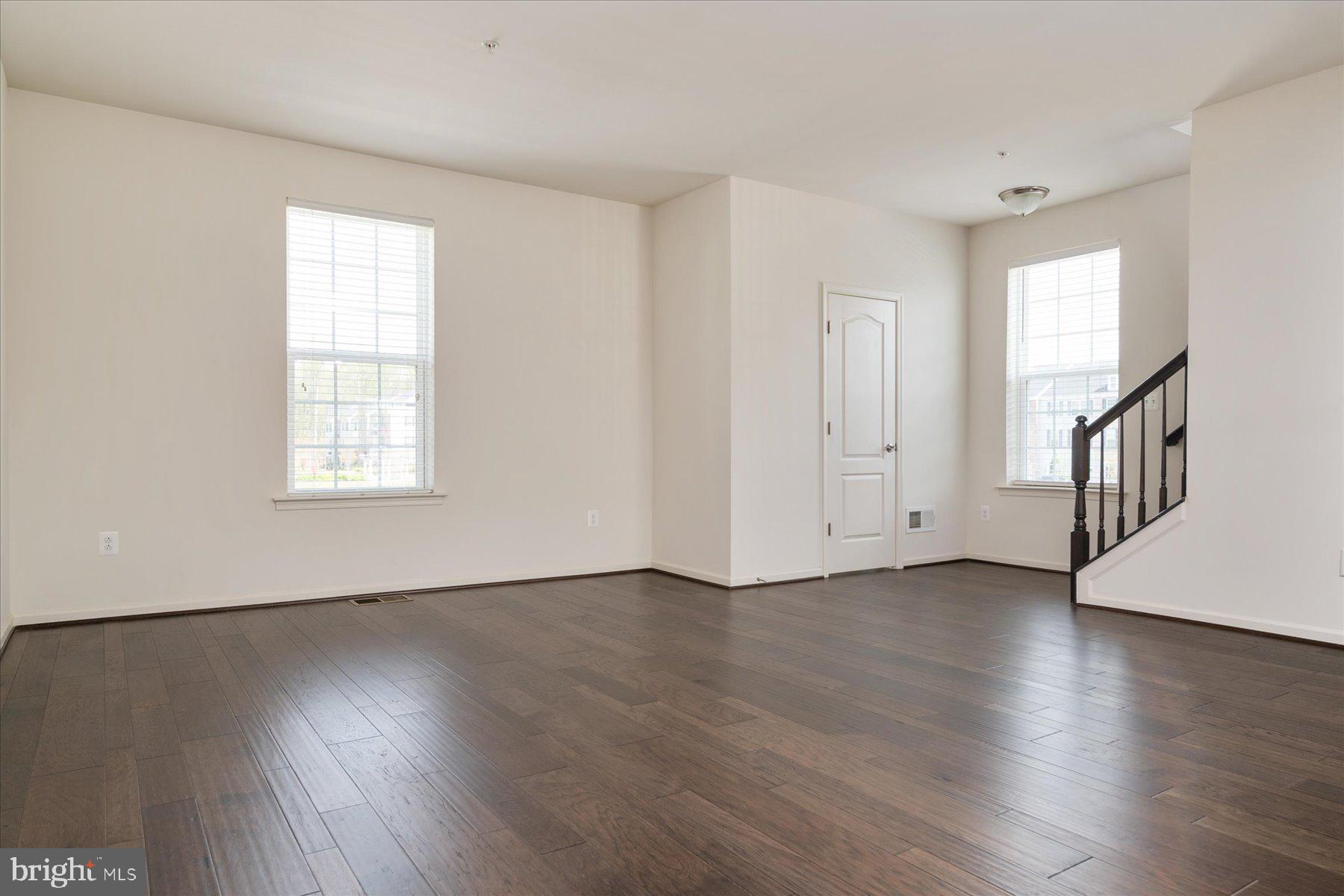 942 Winter Run Road Middle River, MD 21220 - Photo 9 of 29 Living/Dining